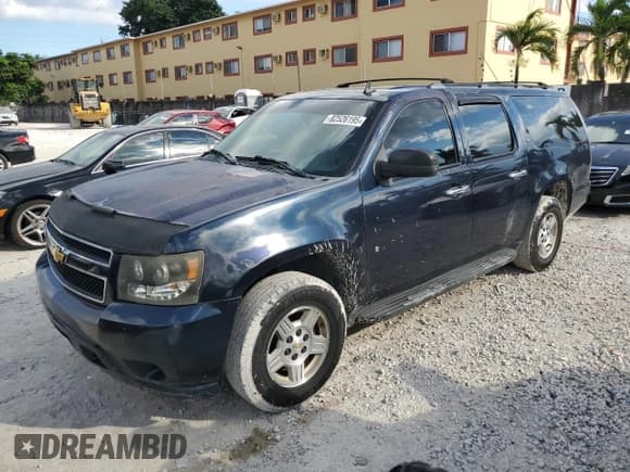 ✅ 2008 Chevrolet Suburban 3LT • VIN: 3GNFC16038G138287 • Lot: 82526195. Listed on Copart with 253,720 mi. Free auction sales archive from the USA and detailed vehicle history report at DreamBid. Image 1.