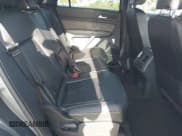 ✅ 2022 Volkswagen Atlas SE • VIN: 1V2WE2CA3NC218854 • Lot: 41931015. Wystawiony na IAAI z przebiegiem 49 855 mil. Bezpłatny archiwum sprzedaży aukcyjnych z USA i szczegółowy raport historii pojazdu na DreamBid. Zdjęcie 8.