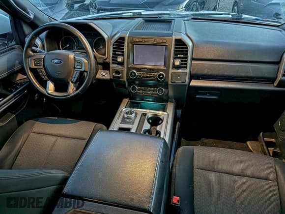 ✅ 2019 Ford Expedition XLT • VIN: 1FMJU1HT0KEA72881 • Лот: 96018715. Опубликован ранее на Copart с пробегом 79 109 миль. Бесплатный доступ к архиву аукционных продаж из США и подробный отчёт об истории автомобиля на DreamBid. Изображение 9.