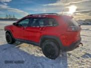 ✅ 2019 Jeep Cherokee Trailhawk Elite • VIN: 1C4PJMBN7KD274481 • Lot: 95749545. Wystawiony na Copart z przebiegiem 137 409 mil. Bezpłatny archiwum sprzedaży aukcyjnych z USA i szczegółowy raport historii pojazdu na DreamBid. Zdjęcie 2.