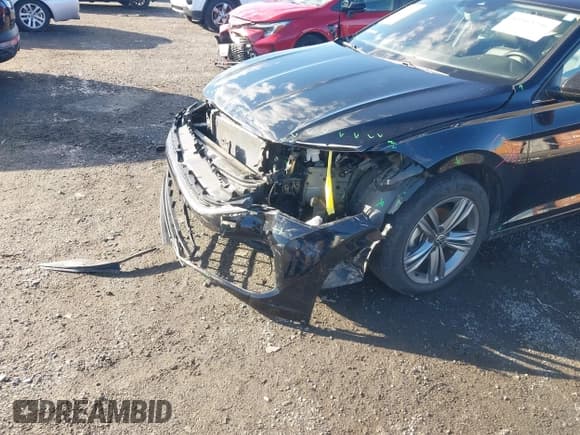 ✅ 2023 Volkswagen Jetta SE • VIN: 3VWEM7BU2PM045142 • Lot: 43563256. Listed on IAAI with 30,164 mi. Free auction sales archive from the USA and detailed vehicle history report at DreamBid. Image 6.