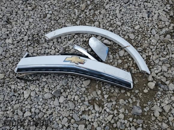 ✅ 2014 Chevrolet Captiva Sport LT • VIN: 3GNAL3EK4ES633602 • Лот: 49385645. Опубликован ранее на Copart с пробегом 116 469 миль. Бесплатный доступ к архиву аукционных продаж из США и подробный отчёт об истории автомобиля на DreamBid. Изображение 15.