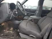 ✅ 2003 Chevrolet Blazer LS • VIN: 1GNDT13X23K178595 • Lot: 86110454. Wystawiony na Copart z przebiegiem 70 011 mil. Bezpłatny archiwum sprzedaży aukcyjnych z USA i szczegółowy raport historii pojazdu na DreamBid. Zdjęcie 7.