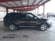 ✅ 2018 Ford Explorer XLT • VIN: 1FM5K8DH8JGA89092 • Lot: 43415973. Wystawiony na IAAI z przebiegiem 160 263 mil. Bezpłatny archiwum sprzedaży aukcyjnych z USA i szczegółowy raport historii pojazdu na DreamBid. Zdjęcie 14.