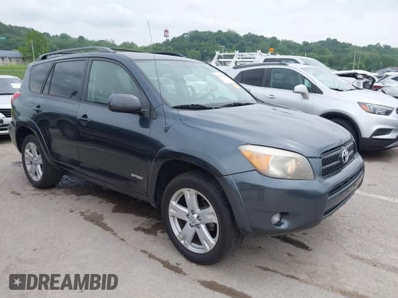 ✅ 2007 Toyota RAV4 Sport • VIN: JTMZD32V176050239 • Lot: 42267111. Listed on IAAI with 216,041 mi. Free auction sales archive from the USA and detailed vehicle history report at DreamBid. Image 1.