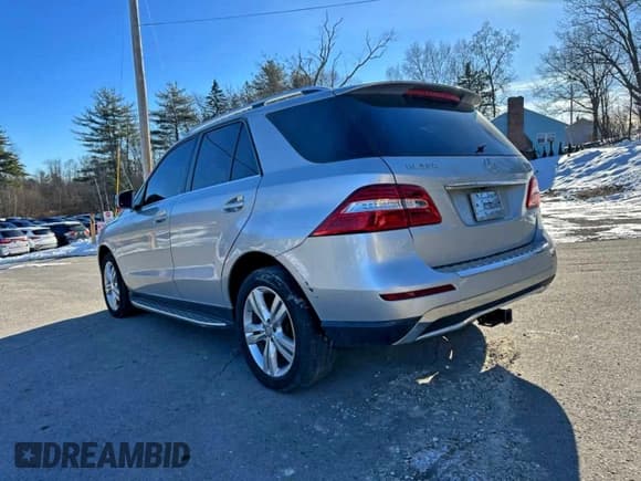 ✅ 2013 Mercedes-Benz M 350 • VIN: 4JGDA5HB4DA235319 • Лот: 96326365. Опубликован ранее на Copart с пробегом 155 456 миль. Бесплатный доступ к архиву аукционных продаж из США и подробный отчёт об истории автомобиля на DreamBid. Изображение 2.