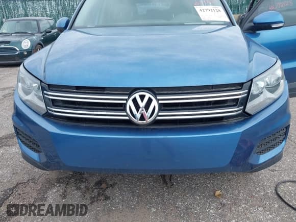 ✅ 2018 Volkswagen Tiguan • VIN: WVGAV7AX5JK000488 • Лот: 42792128. Опубликован ранее на IAAI с пробегом 56 146 миль. Бесплатный доступ к архиву аукционных продаж из США и подробный отчёт об истории автомобиля на DreamBid. Изображение 6.