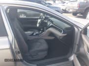 ✅ 2018 Toyota Camry Hybrid LE • VIN: 4T1B31HK8JU500912 • Лот: 43433276. Опубликован ранее на IAAI с пробегом 139 862 миль. Бесплатный доступ к архиву аукционных продаж из США и подробный отчёт об истории автомобиля на DreamBid. Изображение 5.