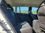 ✅ 2017 Volkswagen Tiguan S • VIN: WVGAV7AX8HK024164 • Lot: 82428075. Listed on Copart with 74,643 mi. Free auction sales archive from the USA and detailed vehicle history report at DreamBid. Image 11.