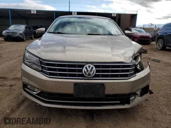 ✅ 2016 Volkswagen Passat SEL Premium • VIN: 1VWCS7A30GC028959 • Lot: 82275165. Listed on Copart with 97,505 mi. Free auction sales archive from the USA and detailed vehicle history report at DreamBid. Image 5.