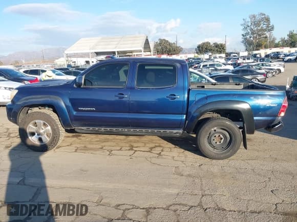 ✅ 2006 Toyota Tacoma PreRunner • VIN: 3TMJU62N46M021976 • Lot: 41427392. Listed on IAAI with 245,519 mi. Free auction sales archive from the USA and detailed vehicle history report at DreamBid. Image 15.