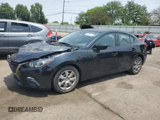 ✅ 2015 Mazda 3 i Sport • VIN: 3MZBM1U79FM151027 • Lot: 59309745. Wystawiony na Copart z przebiegiem 187 876 mil. Bezpłatny archiwum sprzedaży aukcyjnych z USA i szczegółowy raport historii pojazdu na DreamBid. Zdjęcie 1.