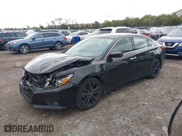 ✅ 2017 Nissan Altima S • VIN: 1N4AL3AP1HC473365 • Lot: 43543176. Wystawiony na IAAI z przebiegiem 193 134 mil. Bezpłatny archiwum sprzedaży aukcyjnych z USA i szczegółowy raport historii pojazdu na DreamBid. Zdjęcie 2.