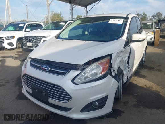 ✅ 2015 Ford C-Max SEL • VIN: 1FADP5BU8FL114061 • Lot: 43674363. Wystawiony na IAAI z przebiegiem 100 264 mil. Bezpłatny archiwum sprzedaży aukcyjnych z USA i szczegółowy raport historii pojazdu na DreamBid. Zdjęcie 18.