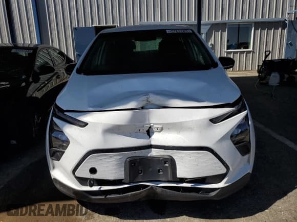 ✅ 2022 Chevrolet Bolt EV 1LT • VIN: 1G1FW6S08N4126169 • Lot: 54289234. Wystawiony na Copart z przebiegiem 61 013 mil. Bezpłatny archiwum sprzedaży aukcyjnych z USA i szczegółowy raport historii pojazdu na DreamBid. Zdjęcie 5.