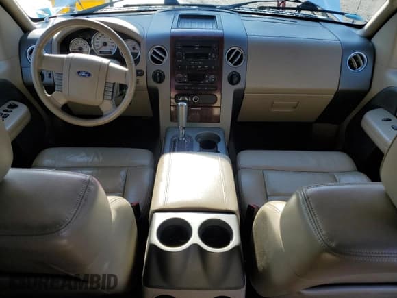 ✅ 2005 Ford F-150 XLT • VIN: 1FTPW14595FA05033 • Lot: 91851255. Listed on Copart with 135,033 mi. Free auction sales archive from the USA and detailed vehicle history report at DreamBid. Image 8.