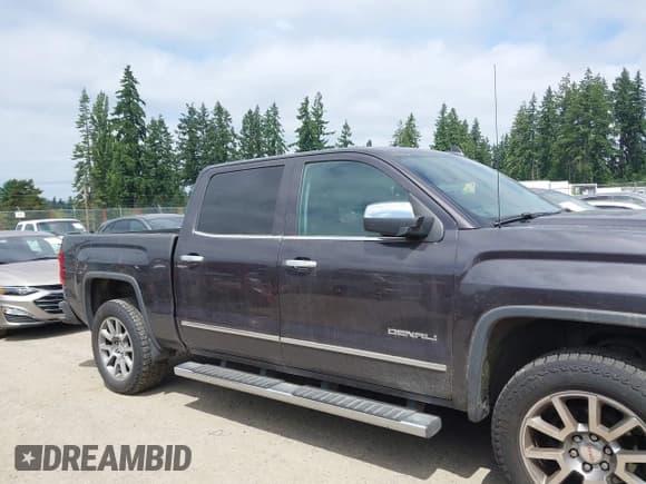 ✅ 2015 GMC Sierra 1500 Denali • VIN: 3GTU2WEJ6FG513774 • Lot: 42476107. Listed on IAAI with 122,961 mi. Free auction sales archive from the USA and detailed vehicle history report at DreamBid. Image 13.