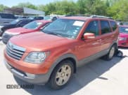 ✅ 2009 Kia Borrego Limited • VIN: KNDJJ742X95020813 • Lot: 41995734. Listed on IAAI with 215,314 mi. Free auction sales archive from the USA and detailed vehicle history report at DreamBid. Image 2.