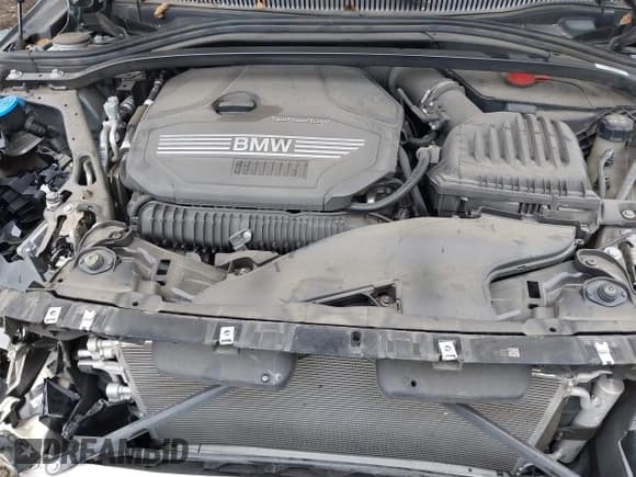 ✅ 2022 BMW 2 Series 228i • VIN: WBA53AK0XN7L30322 • Lot: 42566160. Wystawiony na IAAI z przebiegiem 36 094 mil. Bezpłatny archiwum sprzedaży aukcyjnych z USA i szczegółowy raport historii pojazdu na DreamBid. Zdjęcie 10.