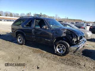 ✅ 2000 Chevrolet Blazer LS • VIN: 1GNCS18W4YK247518 • Lot: 79686403. Wystawiony na Copart z przebiegiem 235 660 mil. Bezpłatny archiwum sprzedaży aukcyjnych z USA i szczegółowy raport historii pojazdu na DreamBid. Zdjęcie 4.