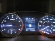 ✅ 2018 Hyundai Elantra SEL • VIN: 5NPD84LFXJH245510 • Lot: 70646935. Listed on Copart with 131,315 mi. Free auction sales archive from the USA and detailed vehicle history report at DreamBid. Image 9.