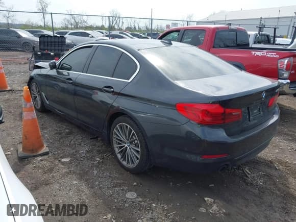 ✅ 2019 BMW 5 Series 530i • VIN: WBAJA5C52KBX87768 • Lot: 42029678. Listed on IAAI with 102,448 mi. Free auction sales archive from the USA and detailed vehicle history report at DreamBid. Image 3.