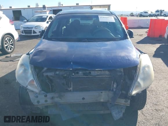 ✅ 2014 Nissan Versa SV • VIN: 3N1CN7AP7EL860350 • Lot: 43818044. Listed on IAAI with 135,995 mi. Free auction sales archive from the USA and detailed vehicle history report at DreamBid. Image 6.