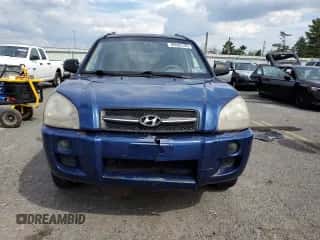 2008 Hyundai Tucson GLS z VIN KM8JM12B18U810556, wystawiony jako Copart lot #80983185 z przebiegiem 147 946 mil mil oraz Czysty tytuł • Clean title. Historia ofert i sprzedaży dostępna na DreamBid. Obrazek 5.