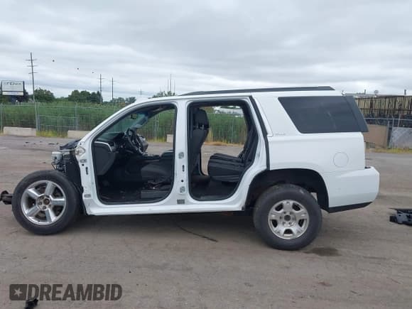 ✅ 2016 GMC Yukon SLE • VIN: 1GKS2AKC7GR468611 • Lot: 43038951. Listed on IAAI with Not provided. Free auction sales archive from the USA and detailed vehicle history report at DreamBid. Image 15.