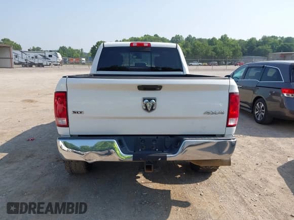 ✅ 2015 Ram 2500 Outdoorsman • VIN: 3C6UR5DL8FG669864 • Lot: 42285149. Listed on IAAI with 142,985 mi. Free auction sales archive from the USA and detailed vehicle history report at DreamBid. Image 16.