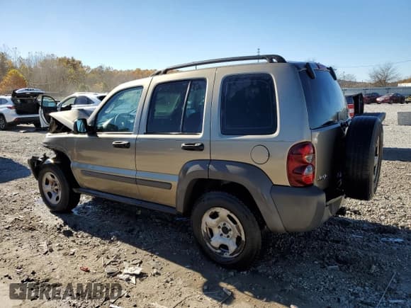 ✅ 2007 Jeep Liberty Sport • VIN: 1J4GK48K27W648866 • Lot: 91481635. Wystawiony na Copart z przebiegiem 147 261 mil. Bezpłatny archiwum sprzedaży aukcyjnych z USA i szczegółowy raport historii pojazdu na DreamBid. Zdjęcie 2.