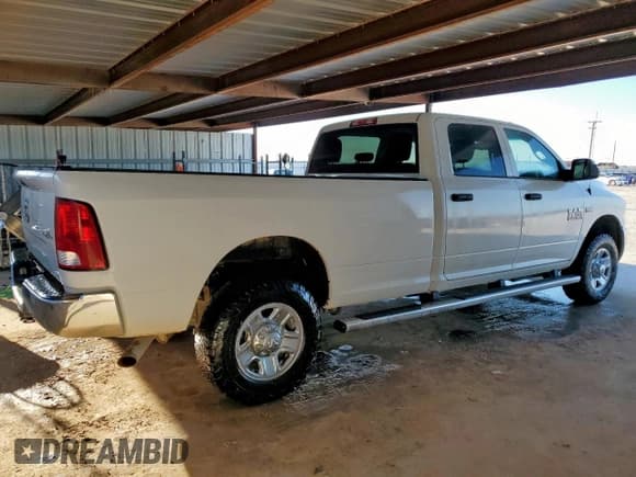 ✅ 2018 Ram 2500 Tradesman • VIN: 3C6UR5HJ3JG316076 • Lot: 91455305. Wystawiony na Copart z przebiegiem 119 648 mil. Bezpłatny archiwum sprzedaży aukcyjnych z USA i szczegółowy raport historii pojazdu na DreamBid. Zdjęcie 3.