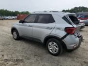 ✅ 2020 Hyundai Venue SEL • VIN: KMHRC8A38LU017613 • Лот: 56161345. Опубликован ранее на Copart с пробегом 26 565 миль. Бесплатный доступ к архиву аукционных продаж из США и подробный отчёт об истории автомобиля на DreamBid. Изображение 2.