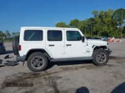 ✅ 2019 Jeep Wrangler Unlimited Sahara • VIN: 1C4HJXEG6KW665290 • Лот: 43739720. Опубликован ранее на IAAI с пробегом 60 522 миль. Бесплатный доступ к архиву аукционных продаж из США и подробный отчёт об истории автомобиля на DreamBid. Изображение 13.