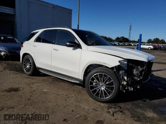✅ 2023 Mercedes-Benz GLE 450 • VIN: 4JGFB5KB6PA846777 • Lot: 87067275. Wystawiony na Copart z przebiegiem 28 475 mil. Bezpłatny archiwum sprzedaży aukcyjnych z USA i szczegółowy raport historii pojazdu na DreamBid. Zdjęcie 4.