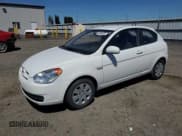 ✅ 2010 Hyundai Accent GS • VIN: KMHCM3AC9AU181150 • Лот: 58590035. Опубликован ранее на Copart с пробегом 131 192 миль. Бесплатный доступ к архиву аукционных продаж из США и подробный отчёт об истории автомобиля на DreamBid. Изображение 1.