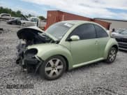 ✅ 2006 Volkswagen Beetle • VIN: 3VWRW31C46M402073 • Lot: 58721525. Wystawiony na Copart z przebiegiem 110 172 mil. Bezpłatny archiwum sprzedaży aukcyjnych z USA i szczegółowy raport historii pojazdu na DreamBid. Zdjęcie 1.