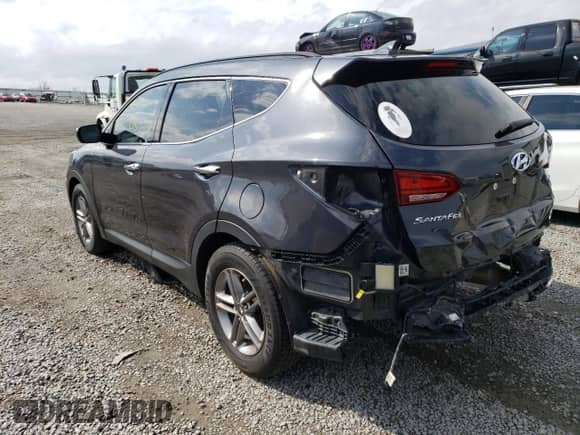 ✅ 2017 Hyundai Santa Fe 2.4L • VIN: 5XYZUDLB6HG418228 • Lot: 46595523. Wystawiony na Copart z przebiegiem 71 880 mil mil. Skorzystaj z bezpłatnego archiwum sprzedaży aukcyjnych z USA i zobacz szczegółowy raport historii pojazdu na DreamBid. Zdjęcie 2.