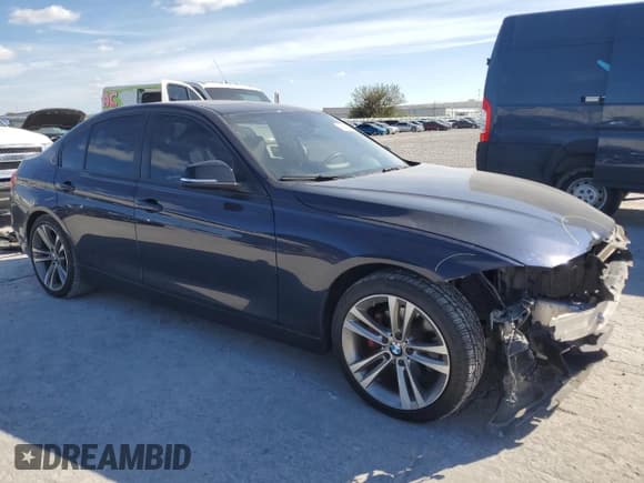 ✅ 2013 BMW 3 Series 328i • VIN: WBA3A5C59DF453466 • Lot: 90591035. Listed on Copart with 75,369 mi. Free auction sales archive from the USA and detailed vehicle history report at DreamBid. Image 4.