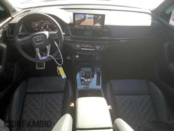 ✅ 2023 Audi SQ5 Sportback Premium Plus • VIN: WA124AFY5P2118392 • Лот: 47560404. Опубликован ранее на Copart с пробегом 2 768 миль. Бесплатный доступ к архиву аукционных продаж из США и подробный отчёт об истории автомобиля на DreamBid. Изображение 8.