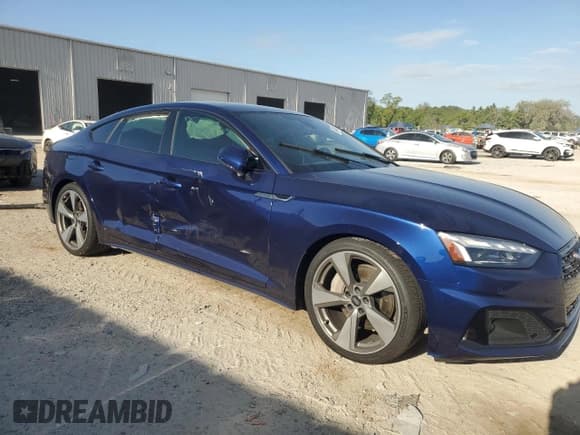 ✅ 2020 Audi A5 Sportback Premium Plus • VIN: WAUCNCF5XLA014857 • Лот: 54948955. Опубликован ранее на Copart с пробегом 53 802 миль. Бесплатный доступ к архиву аукционных продаж из США и подробный отчёт об истории автомобиля на DreamBid. Изображение 4.