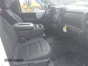 ✅ 2024 Chevrolet Silverado 2500HD • VIN: 1GB2YLE73RF353100 • Лот: 43300422. Опубликован ранее на IAAI с пробегом 15 169 миль. Бесплатный доступ к архиву аукционных продаж из США и подробный отчёт об истории автомобиля на DreamBid. Изображение 5.