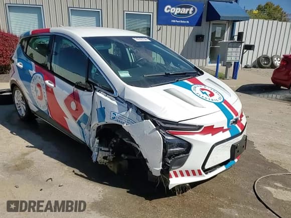 ✅ 2023 Chevrolet Bolt EV 1LT • VIN: 1G1FW6S07P4171753 • Lot: 74742754. Wystawiony na Copart z przebiegiem 5 502 mil. Bezpłatny archiwum sprzedaży aukcyjnych z USA i szczegółowy raport historii pojazdu na DreamBid. Zdjęcie 14.