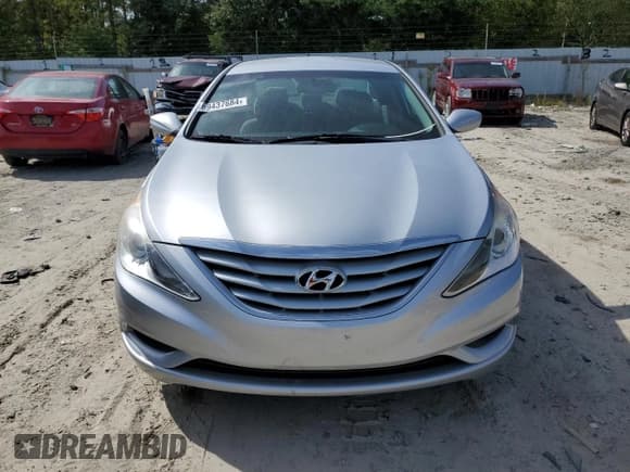 ✅ 2012 Hyundai Sonata GLS • VIN: 5NPEB4AC8CH501113 • Lot: 69437684. Listed on Copart with 95,895 mi. Free auction sales archive from the USA and detailed vehicle history report at DreamBid. Image 5.