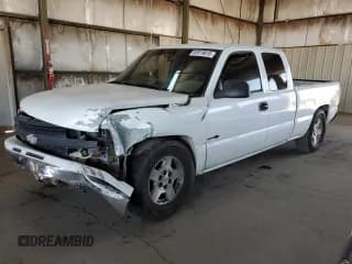 ✅ 2000 Chevrolet Silverado 1500 • VIN: 2GCEC19W0Y1310868 • Лот: 52819815. Опубликован ранее на Copart с пробегом 348 088 миль. Бесплатный доступ к архиву аукционных продаж из США и подробный отчёт об истории автомобиля на DreamBid. Изображение 1.
