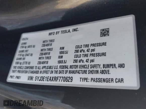 ✅ 2024 Tesla Model 3 • VIN: 5YJ3E1EAXRF770629 • Lot: 43200616. Wystawiony na IAAI z przebiegiem 41 827 mil. Bezpłatny archiwum sprzedaży aukcyjnych z USA i szczegółowy raport historii pojazdu na DreamBid. Zdjęcie 9.