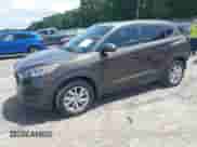 2019 Hyundai Tucson Value z VIN KM8J33A49KU056444, wystawiony jako IAAI lot #42468980 z przebiegiem 40 066 mil mil oraz . Historia ofert i sprzedaży dostępna na DreamBid. Obrazek 18.
