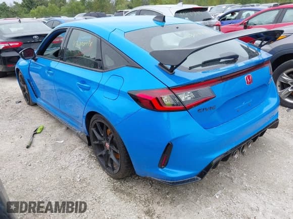 ✅ 2024 Honda Civic Type R • VIN: JHMFL5G46RX003169 • Lot: 43000478. Listed on IAAI with 13,509 mi. Free auction sales archive from the USA and detailed vehicle history report at DreamBid. Image 3.