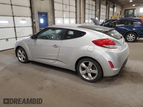 ✅ 2014 Hyundai Veloster • VIN: KMHTC6AD3EU212217 • Lot: 76396874. Wystawiony na Copart z przebiegiem 156 718 mil. Bezpłatny archiwum sprzedaży aukcyjnych z USA i szczegółowy raport historii pojazdu na DreamBid. Zdjęcie 2.