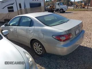 ✅ 2003 Lexus ES 300 • VIN: JTHBF30G035038498 • Лот: 43674254. Опубликован ранее на IAAI с пробегом 194 687 миль. Бесплатный доступ к архиву аукционных продаж из США и подробный отчёт об истории автомобиля на DreamBid. Изображение 3.